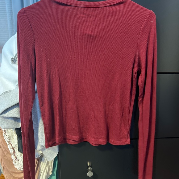 hollister crop top long sleeve - Picture 3 of 3